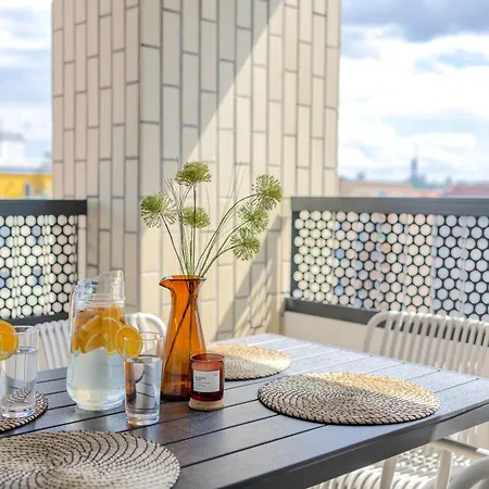 Appartement Bright 2br - 8th Floor, Balcony, Free Parking - By Gravity *