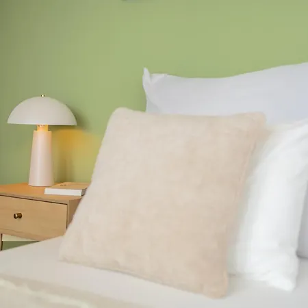 Appartement Bright 2br - 8th Floor, Balcony, Free Parking - By Gravity