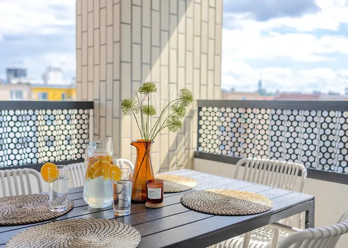 Διαμέρισμα Bright 2br - 8th Floor, Balcony, Free Parking - By Gravity *