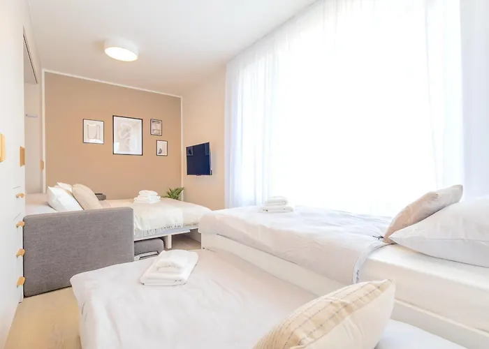 Apartamento Bright 2br - 8th Floor, Balcony, Free Parking - By Gravity *